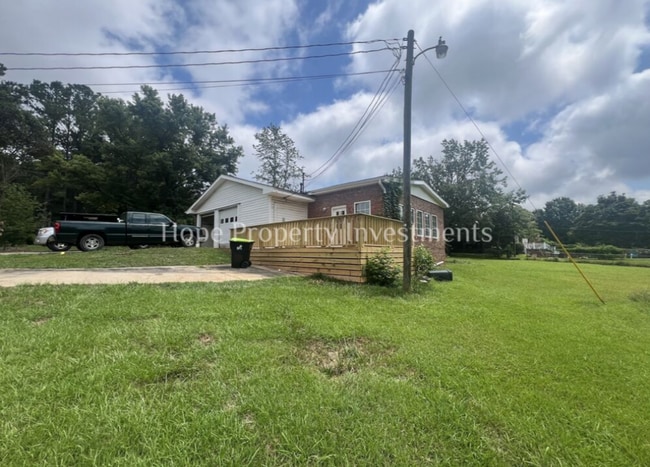 Building Photo - 69 Belleau Woods Dr