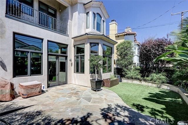 Building Photo - 3404 N Poinsettia Ave