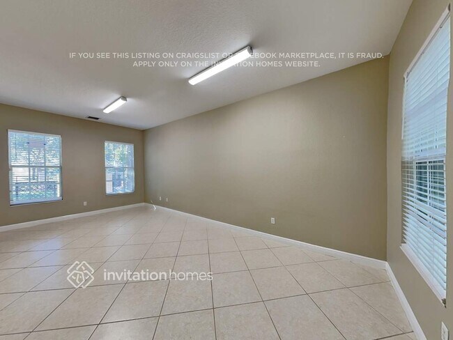 Building Photo - 716 NW 83rd Pl