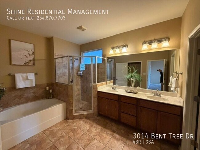 Building Photo - 3014 Bent Tree Dr
