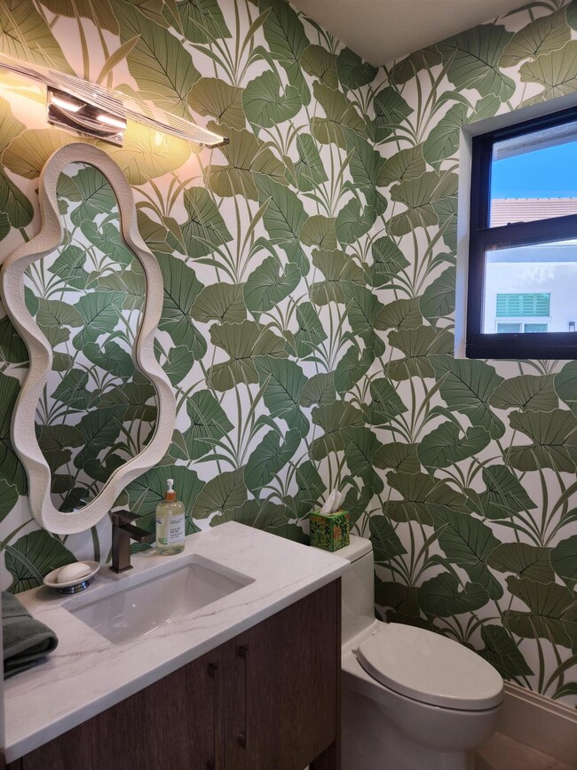 Building Photo - 5480 NW 41st Terrace