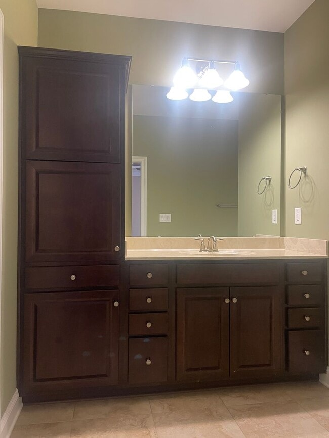 Building Photo - Beautiful 3BR Ranch Home in Bailey's Glen at Lake Norman