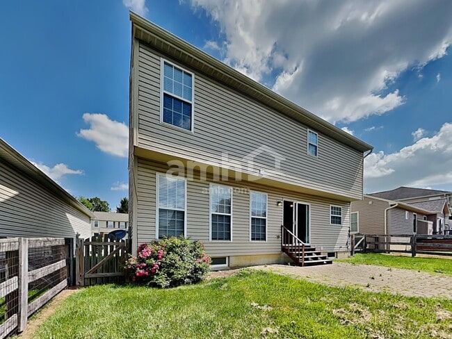 Building Photo - 257 Bannock Dr