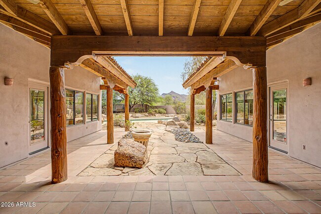 Building Photo - 9202 E Rimrock Dr