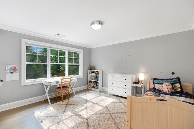 Building Photo - 53 Long Meadow Rd