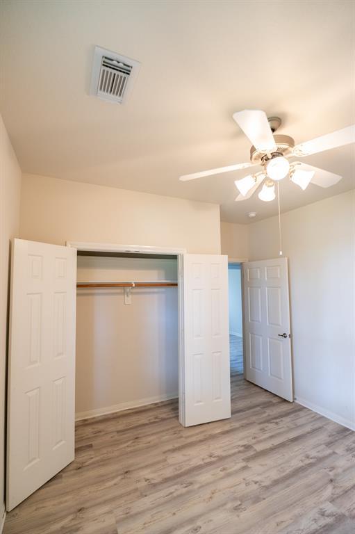 Building Photo - 1316 Varese Dr
