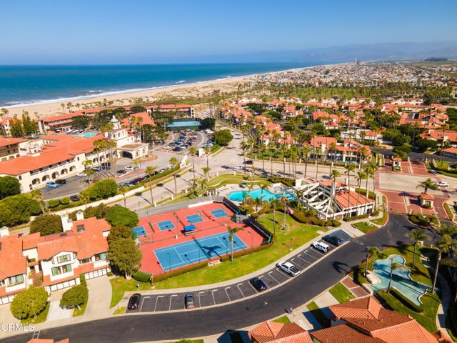 Building Photo - 2200 Martinique Ln