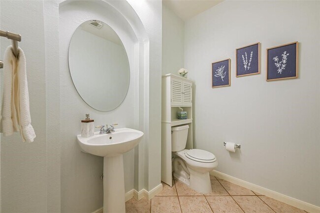 Building Photo - 3603 E Cedar Hollow Dr