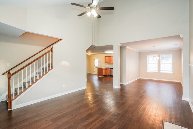 Building Photo - 106 Rushing Water Ct