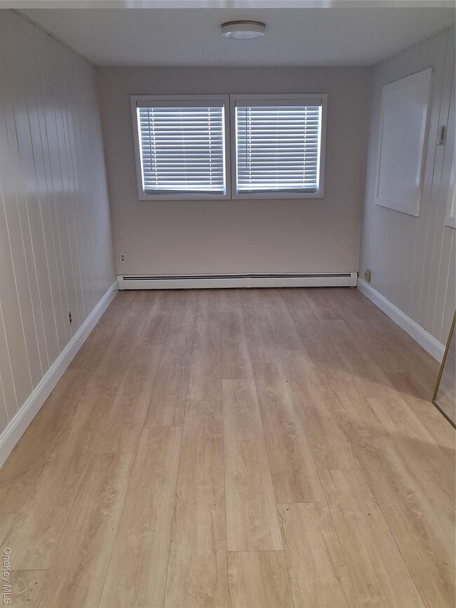 Building Photo - 37 Center Hill Rd