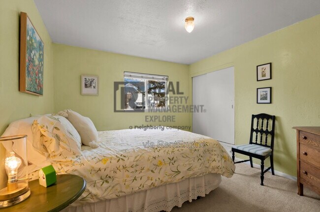 Building Photo - 1111 4th St W