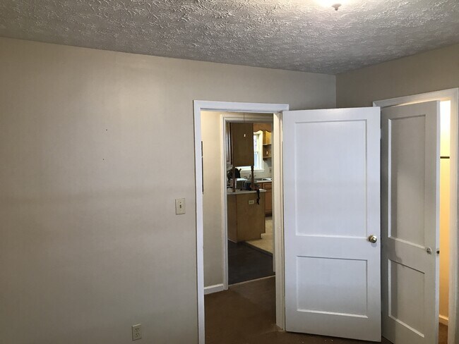 Building Photo - ***ON HOLD**3 Bedroom / 1 Bathroom Home for Rent in Columbus, GA***