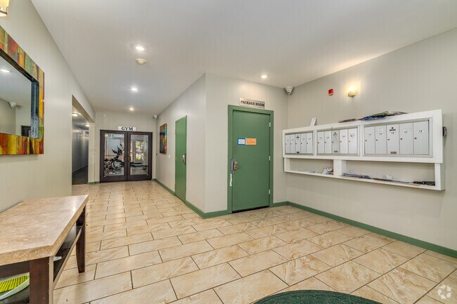 Lobby Photo - The Gardens on 45th Street