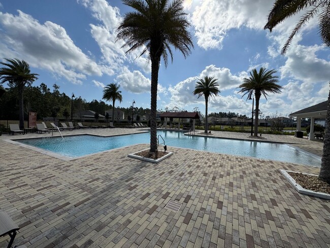 Building Photo - Serene Cul De Sac Home with Gorgeous Views!