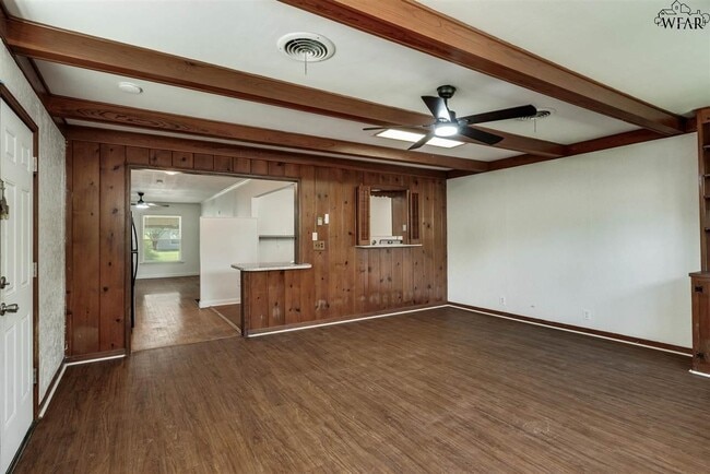 Building Photo - 2508 Fain St