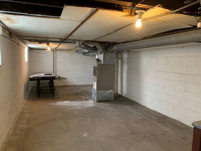 Building Photo - 1094-96 S. Ohio Ave