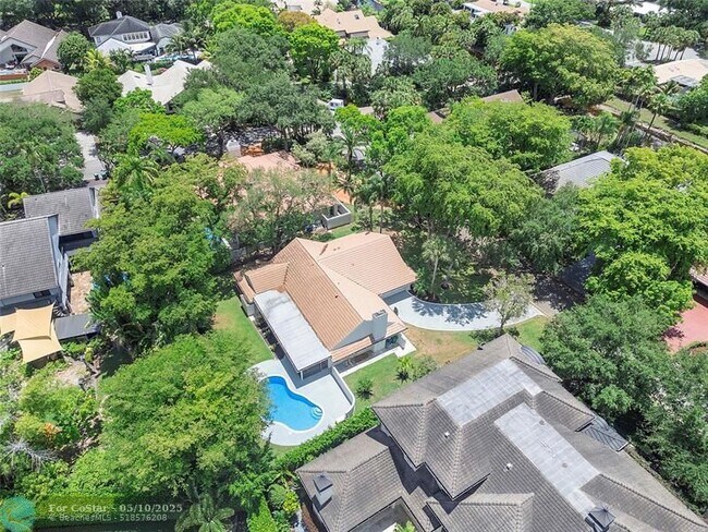 Building Photo - 10209 Vestal Ct