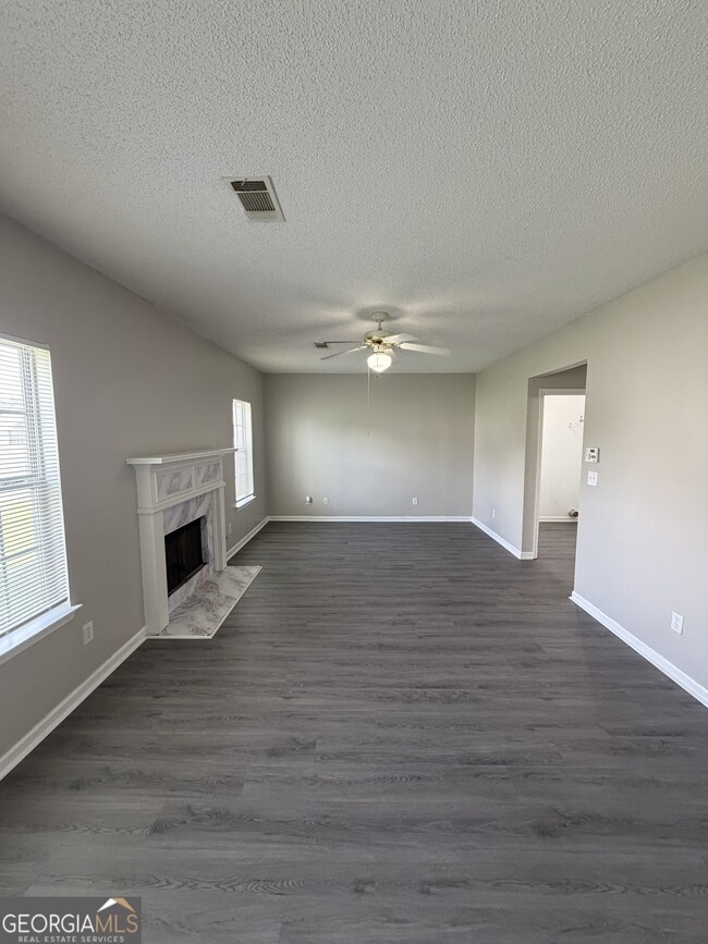 Building Photo - 10744 Misty Meadows Ct