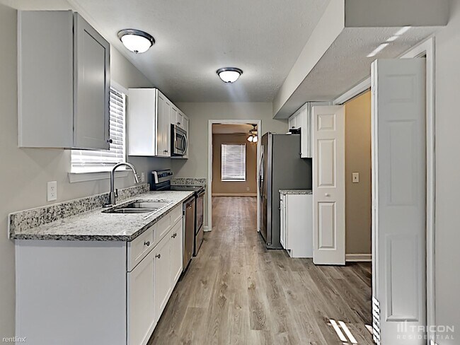 Building Photo - 3032 Ace Wintermeyer Dr