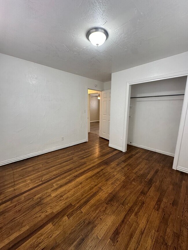 Building Photo - 82 N Fairmont St