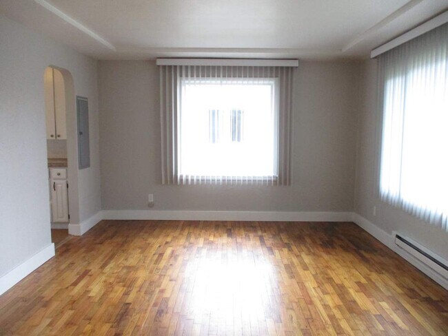 Building Photo - Charming 2 Bedroom 1 bath in Tacoma
