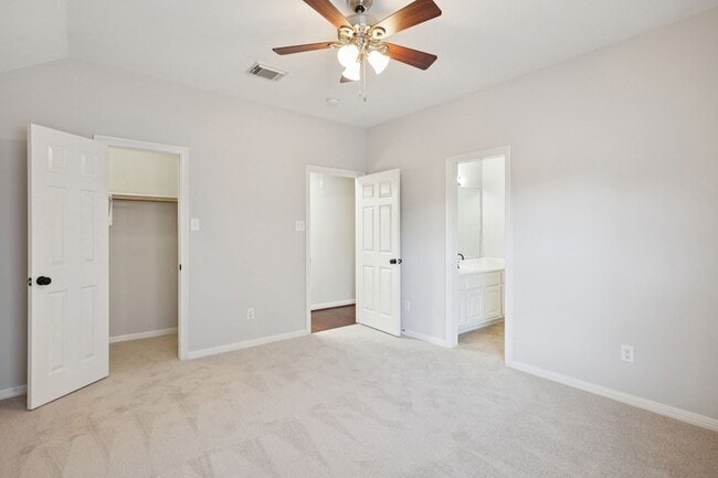 Building Photo - 3002 Autumn Cove Ct