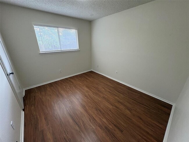 Building Photo - 3800 Tattershall Ln
