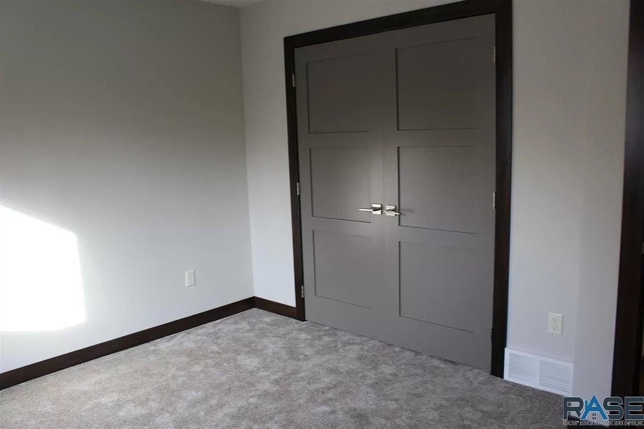 Building Photo - 1115 N Union Ave