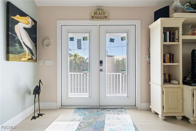 Building Photo - 424 Lagoon Dr