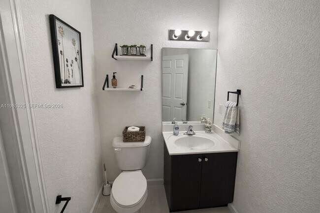 Building Photo - 7031 SW 165th Ave