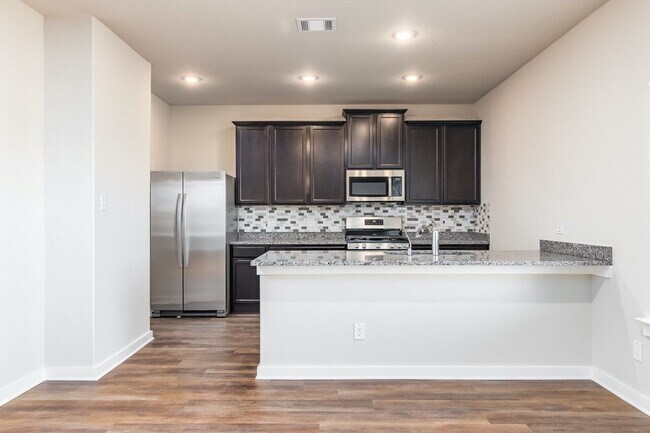 Building Photo - WESTPOINTE AT FRONTERRA