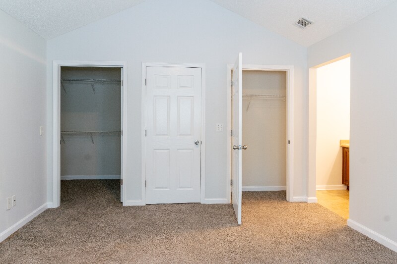 Building Photo - 29 Orchid Ln