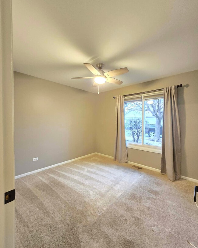 Building Photo - 7030 Park Ln Ct