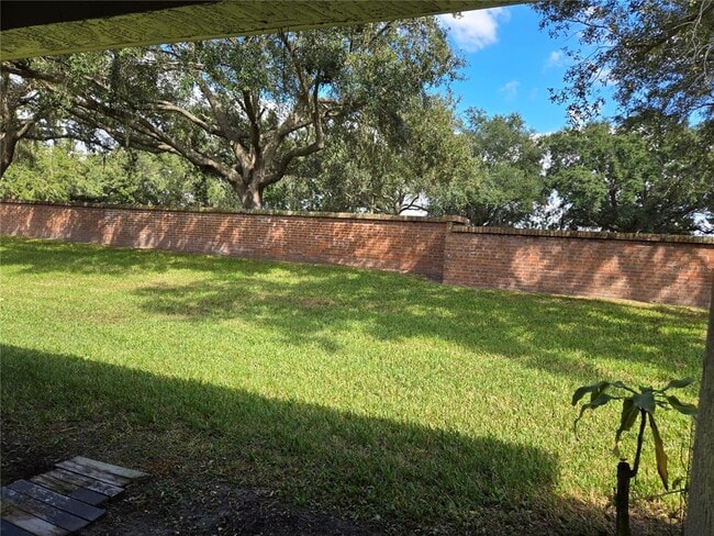 Building Photo - 14536 Laguna Beach Cir