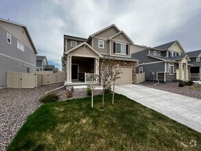 Building Photo - Stunning 4 bed 3.5 bath in Johnstown. Avai...