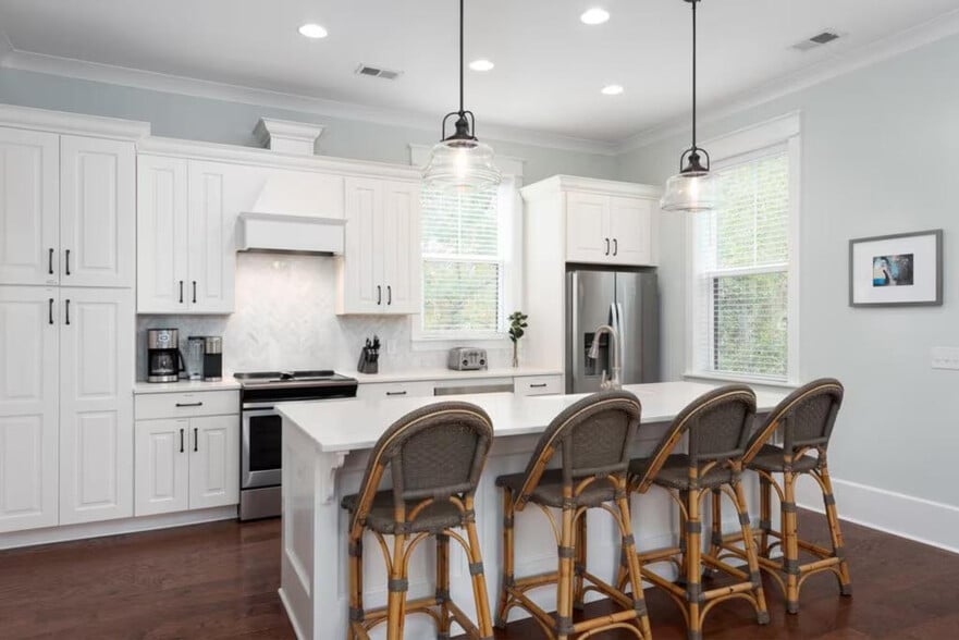 Building Photo - 954 Key Colony Ct