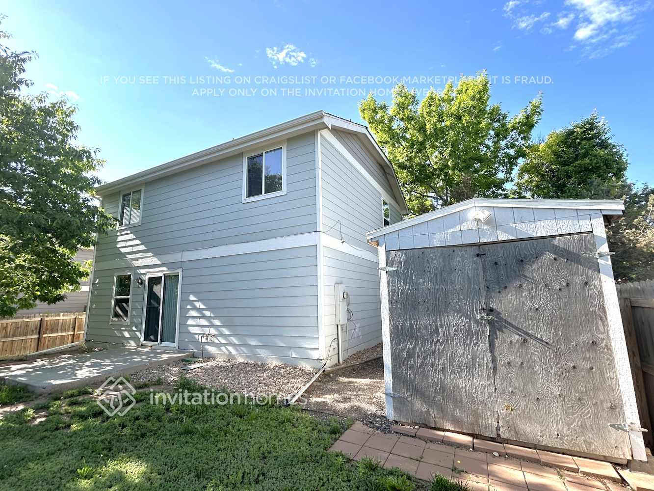 Building Photo - 712 Willow Dr