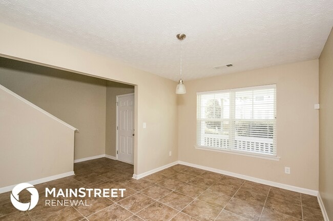Building Photo - 4526 Parkway Cir