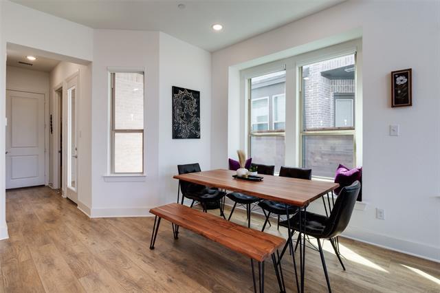 Building Photo - 7932 San Bernard Trl