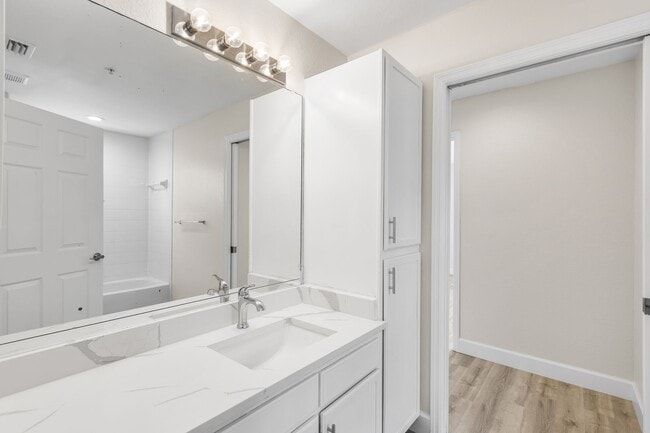 Building Photo - 7960 Preserve Cir