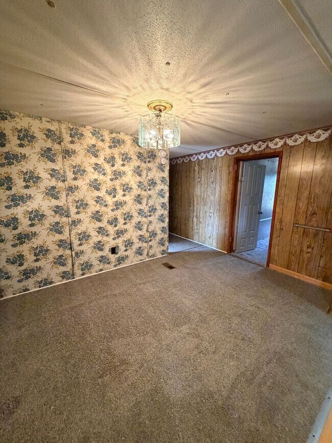 Building Photo - 113 Bream Ave