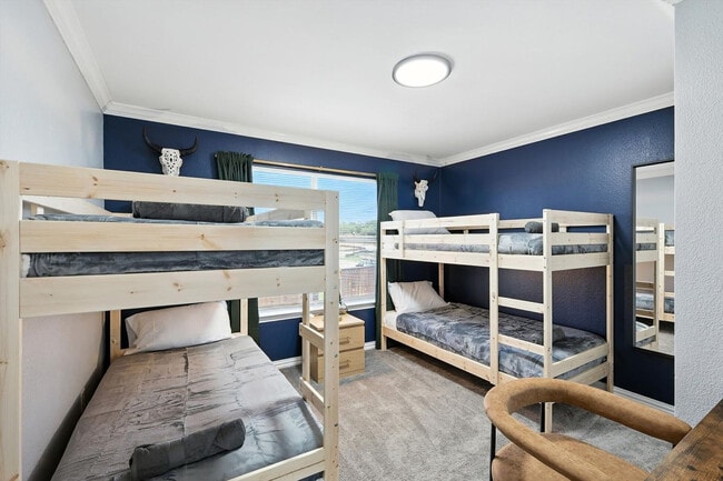 Building Photo - 2516 Castle Pines Dr