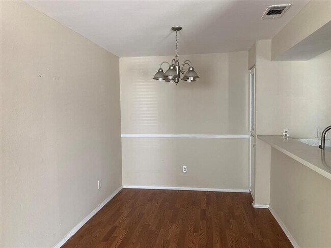Building Photo - 10616 Mellow Meadow Dr