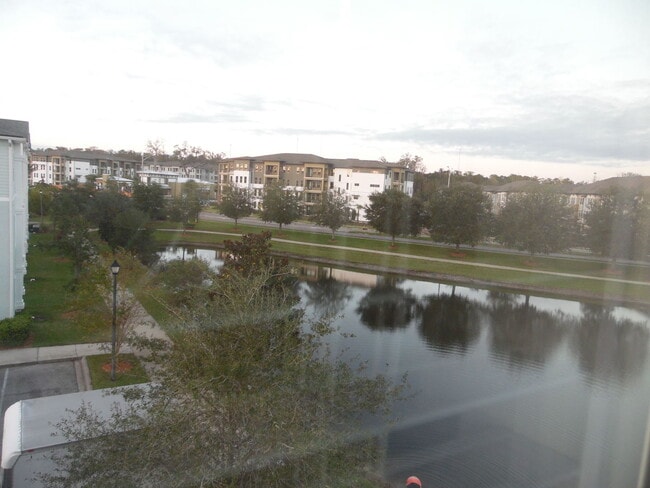 Building Photo - Very nice 3/2 at Southside and JTB