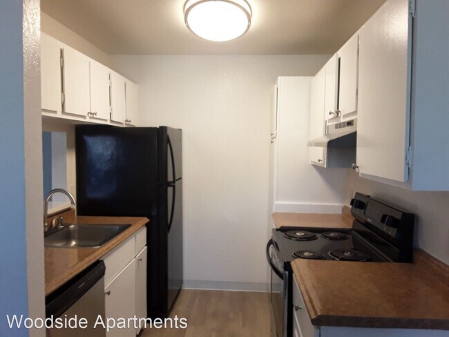 Building Photo - 2557 Alvin Ave