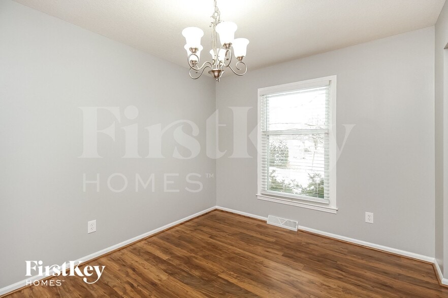 Building Photo - 10002 NW 67 St