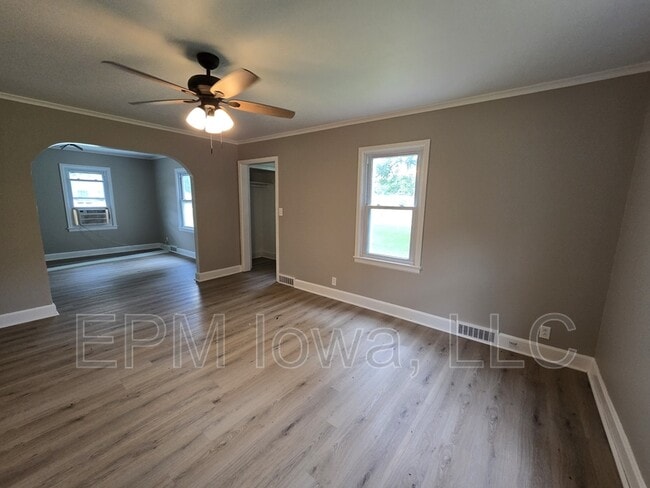 Building Photo - 1269 Northey St
