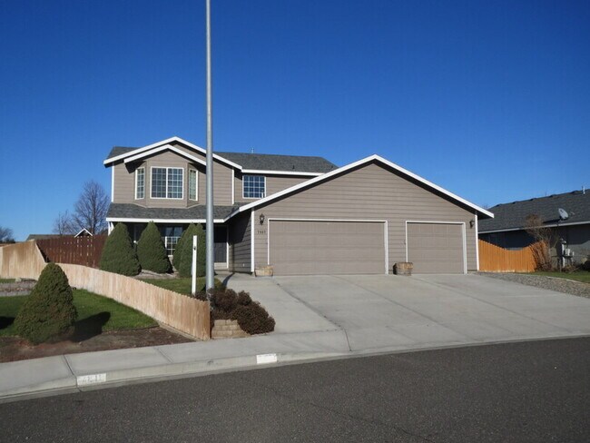Primary Photo - 7807 Vendovi Dr