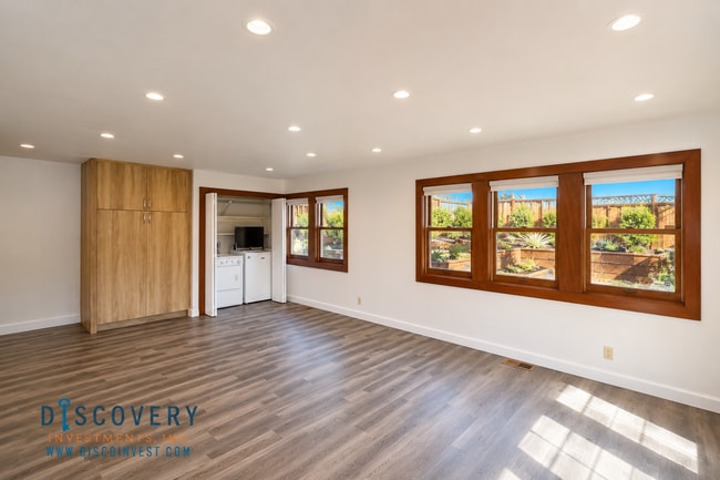 Building Photo - Sophisticated Piedmont Home