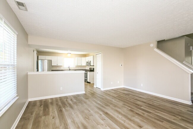 Building Photo - 6642 Pasco Ln